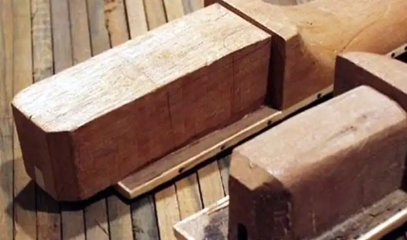 Long Tenon